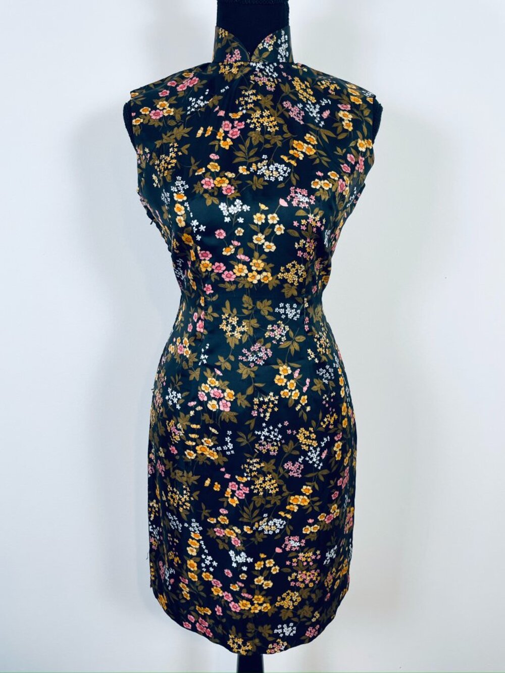 VINTAGE Silk Floral Cheongsam Qipao Dress Black Brocade High Collar (AS IS)